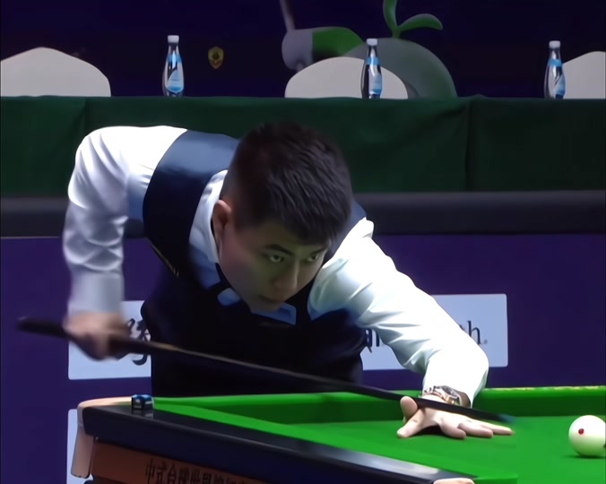 令腹部和手 令腹部和手