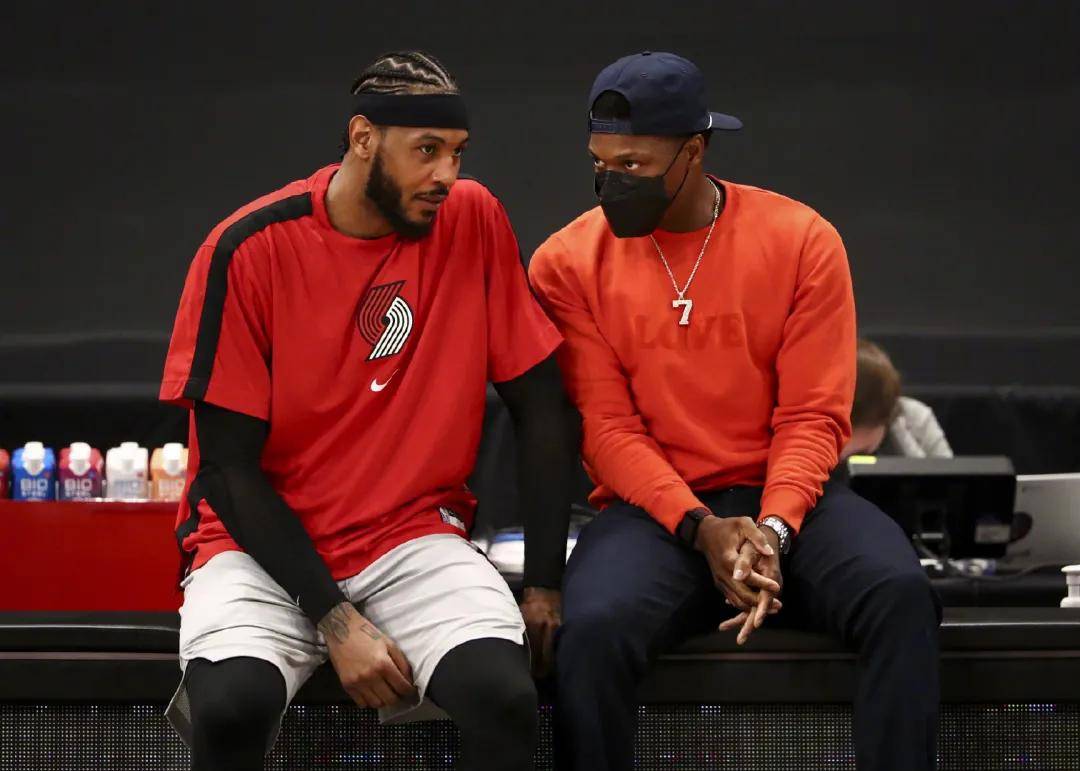 动制造错位 动制造错位